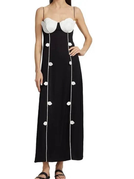 FARM Rio Dresses & Skirts - Farm Rio Petal Dress